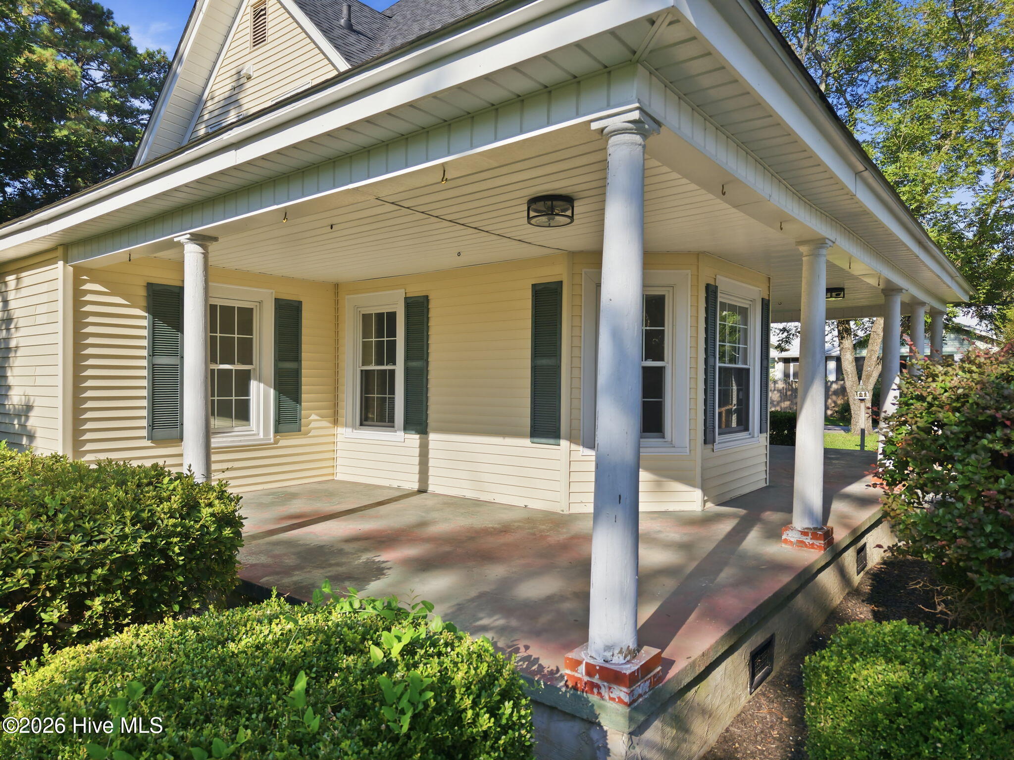 296 Fourth Street Ayden, NC 28513 - Photo 4 of 55 Gallery Image 4
