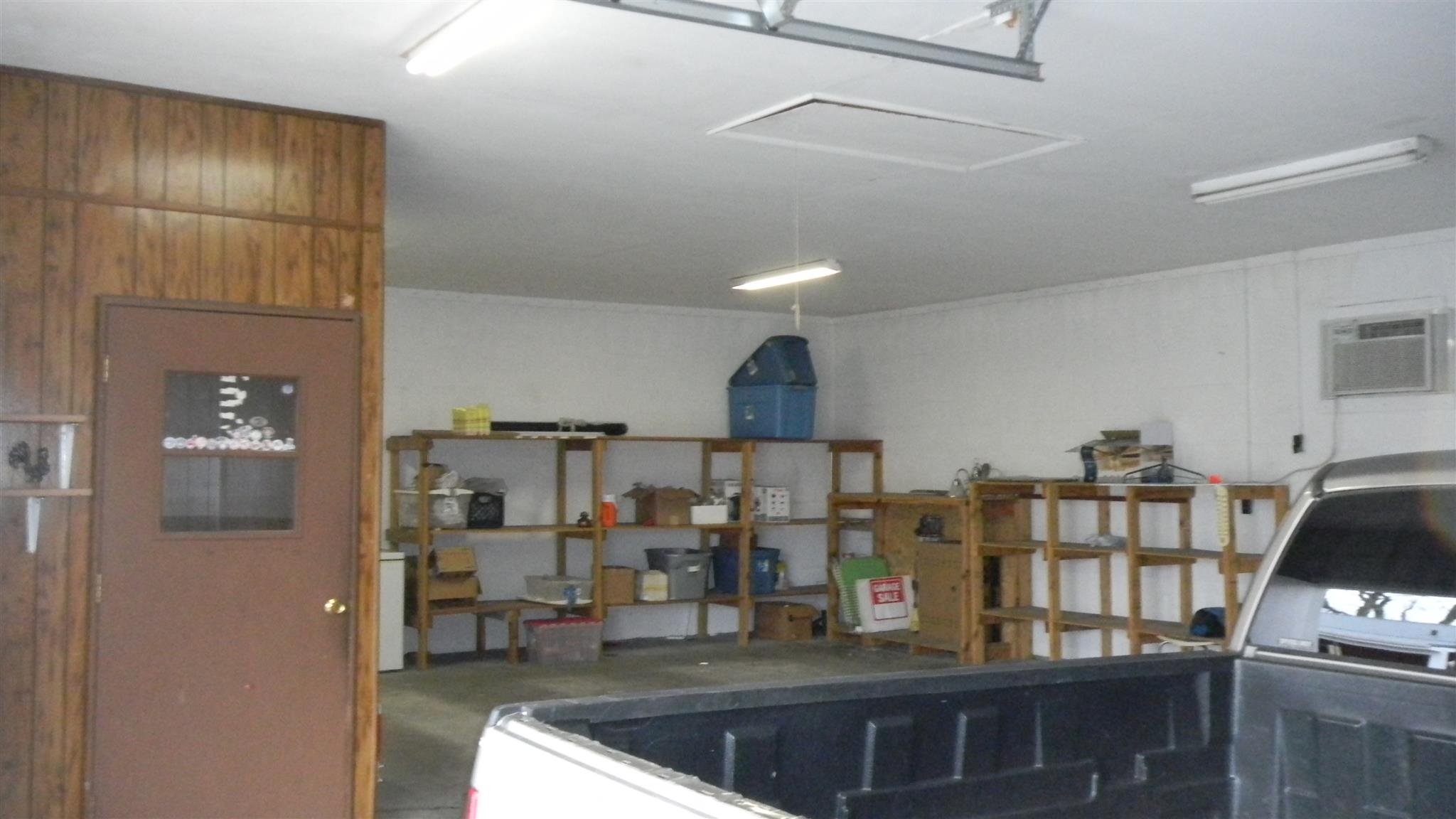 225 Sears Roebuck Road Tullahoma, TN 37388 - Photo 18 of 29 Gallery Image 18