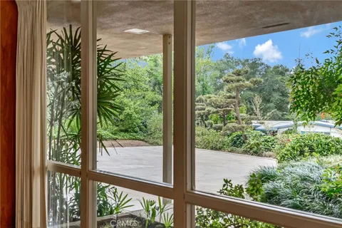 $1,095,000 | 574 South Chaparro Road, Covina, CA 91724
