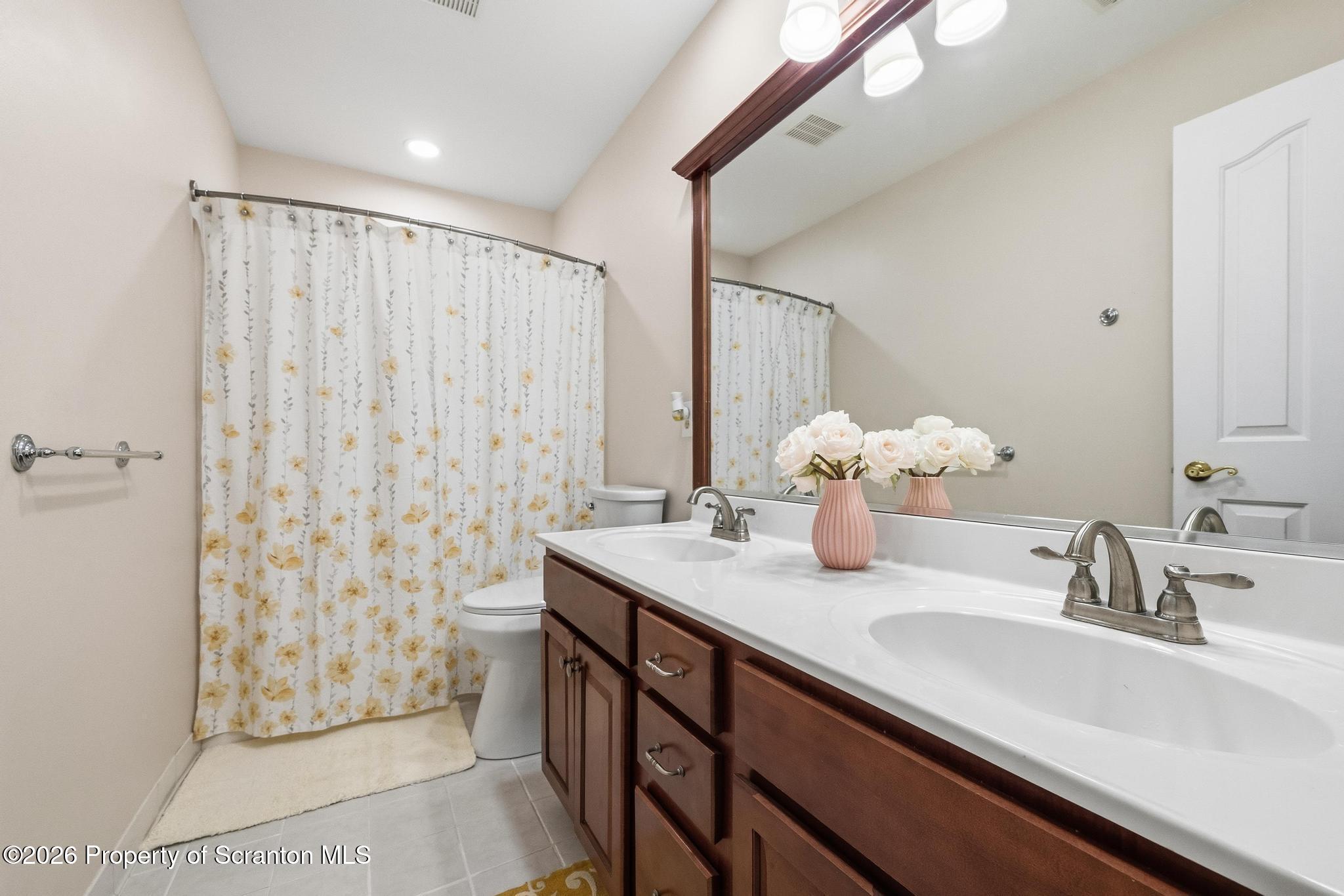 562 Country Club Road Easton, PA 18045 - Photo 29 of 68 DSC_7194-2