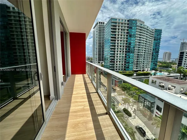 $4,950 | 3100 Northeast 1st Avenue, Unit 1108, Miami, FL 33127
