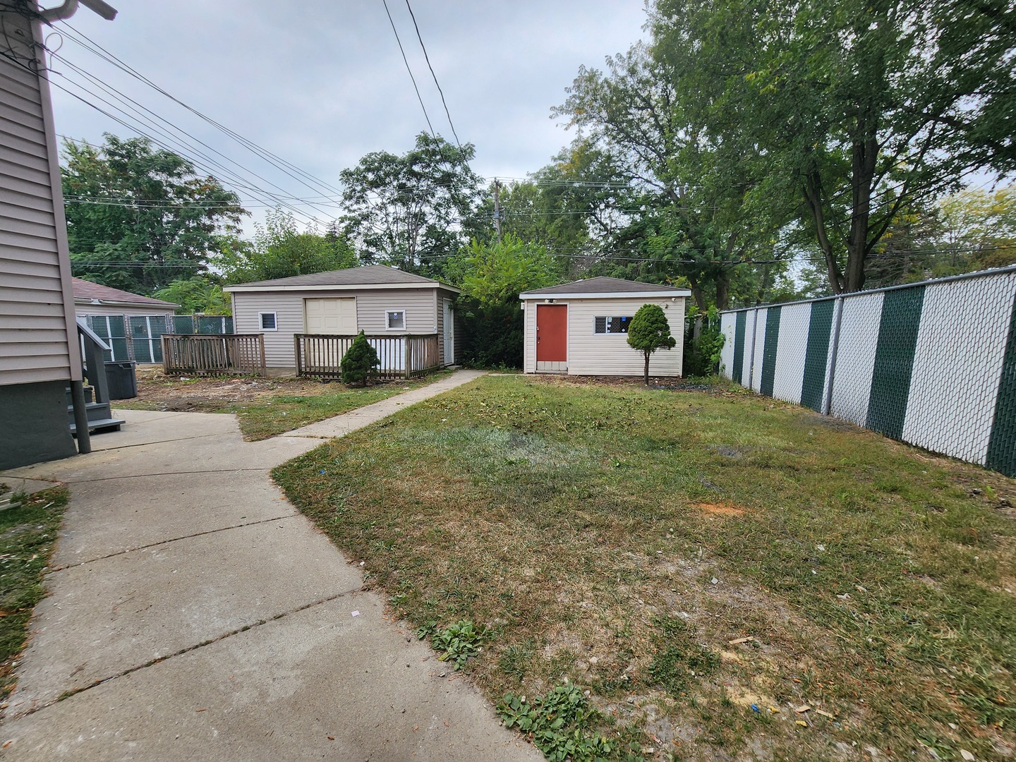 8900 South Normal Avenue Chicago, IL 60620 - Photo 26 of 28 a house view with a outdoor space