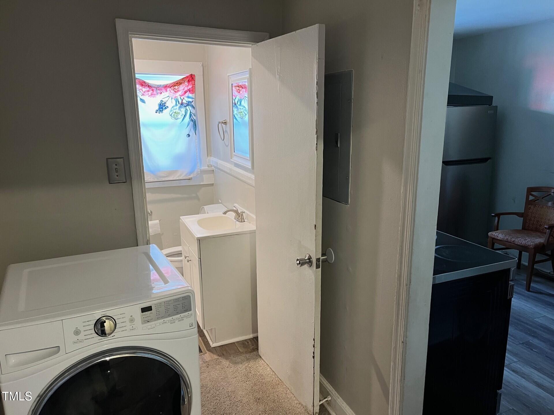 425 Potter Street Durham, NC 27701 - Photo 17 of 30 Left Nook