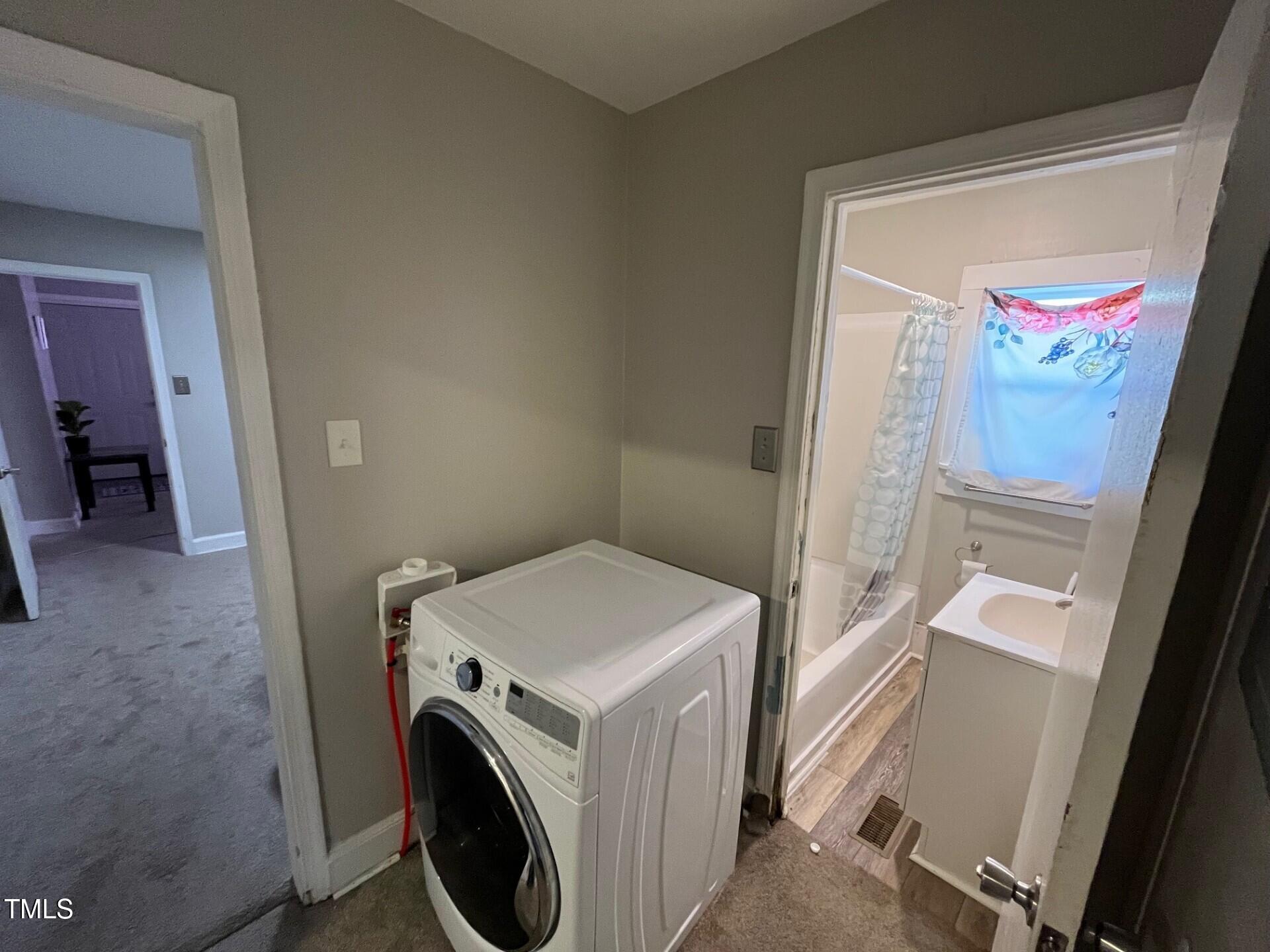 425 Potter Street Durham, NC 27701 - Photo 18 of 30 Left Nook 2