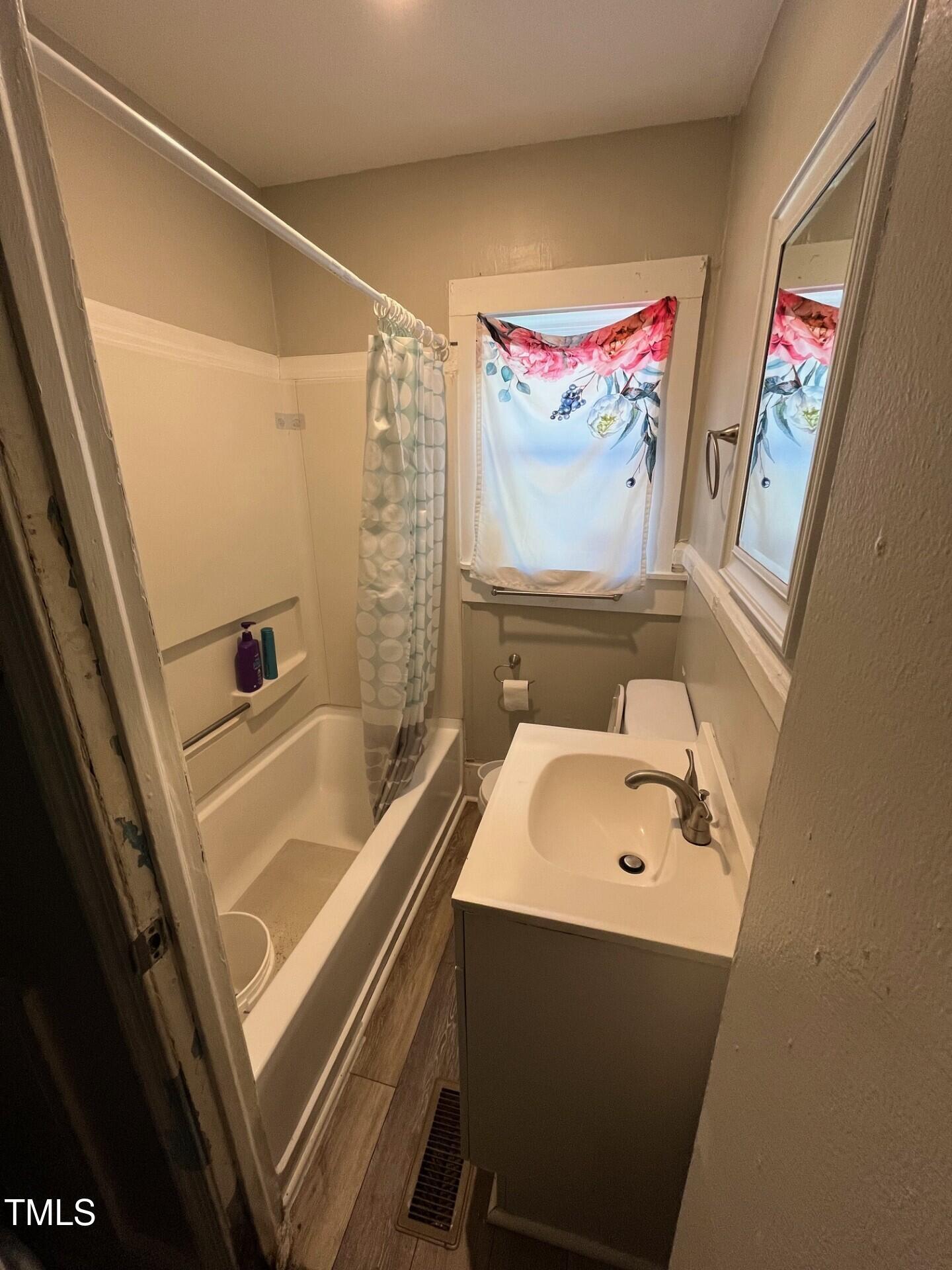 425 Potter Street Durham, NC 27701 - Photo 19 of 30 Left Bathroom