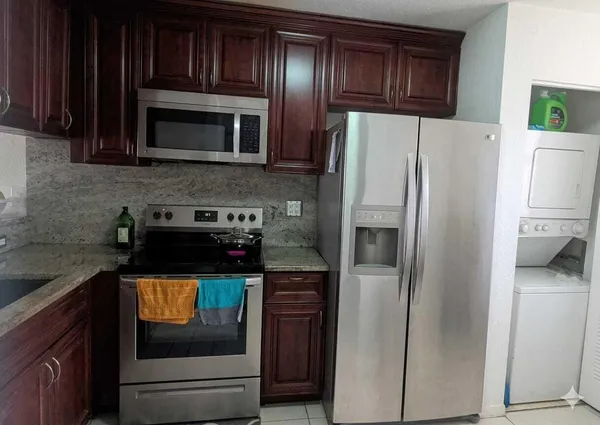 $1,975 | 9913 Nob Hill Court, Unit 9913, Sunrise, FL 33351