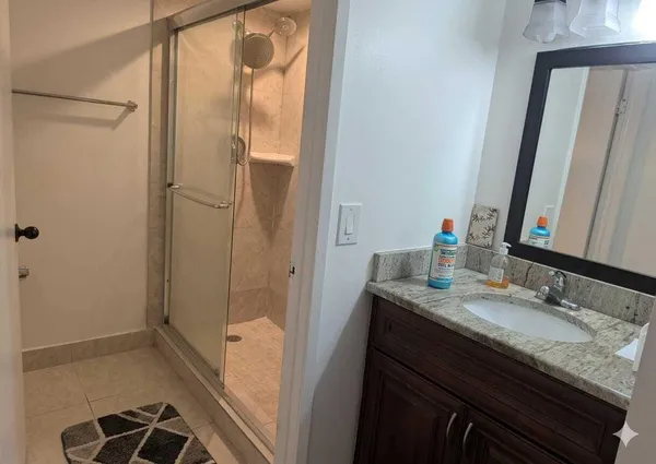 $1,975 | 9913 Nob Hill Court, Unit 9913, Sunrise, FL 33351