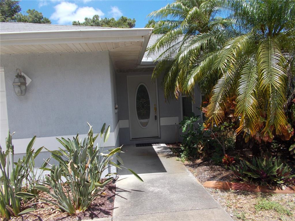 2880 Geneva Road Venice, FL 34293 - Photo 2 of 19