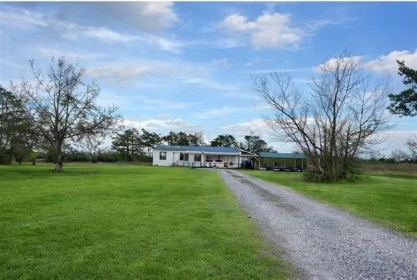 $157,000 | 956 Robinson Cutoff, Vinton, LA 70668