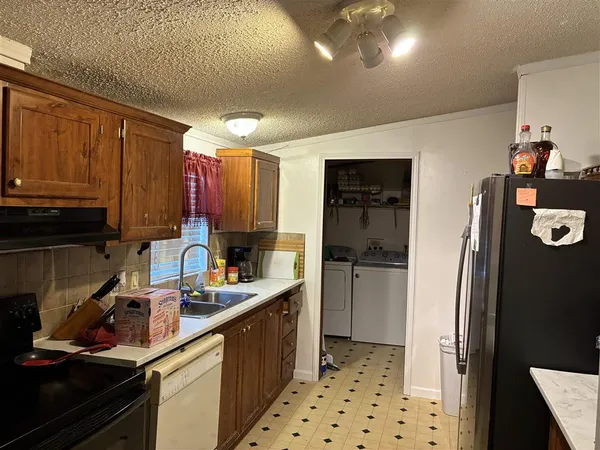 $157,000 | 956 Robinson Cutoff, Vinton, LA 70668