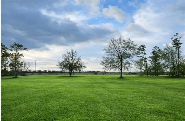 $157,000 | 956 Robinson Cutoff, Vinton, LA 70668