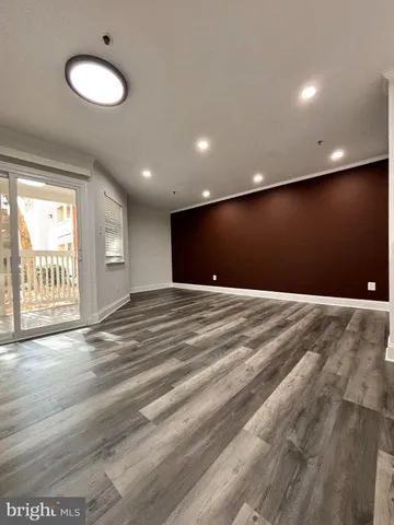 $2,199 | 1504 Lincoln Way, Unit 116, McLean, VA 22102