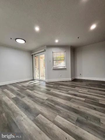 $2,199 | 1504 Lincoln Way, Unit 116, McLean, VA 22102