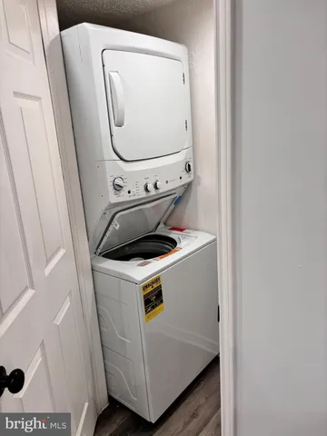 $2,199 | 1504 Lincoln Way, Unit 116, McLean, VA 22102