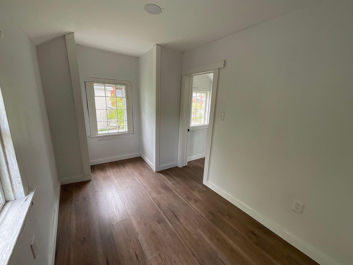 255 High Street Benton Harbor, MI 49022 - Photo 18 of 23 16