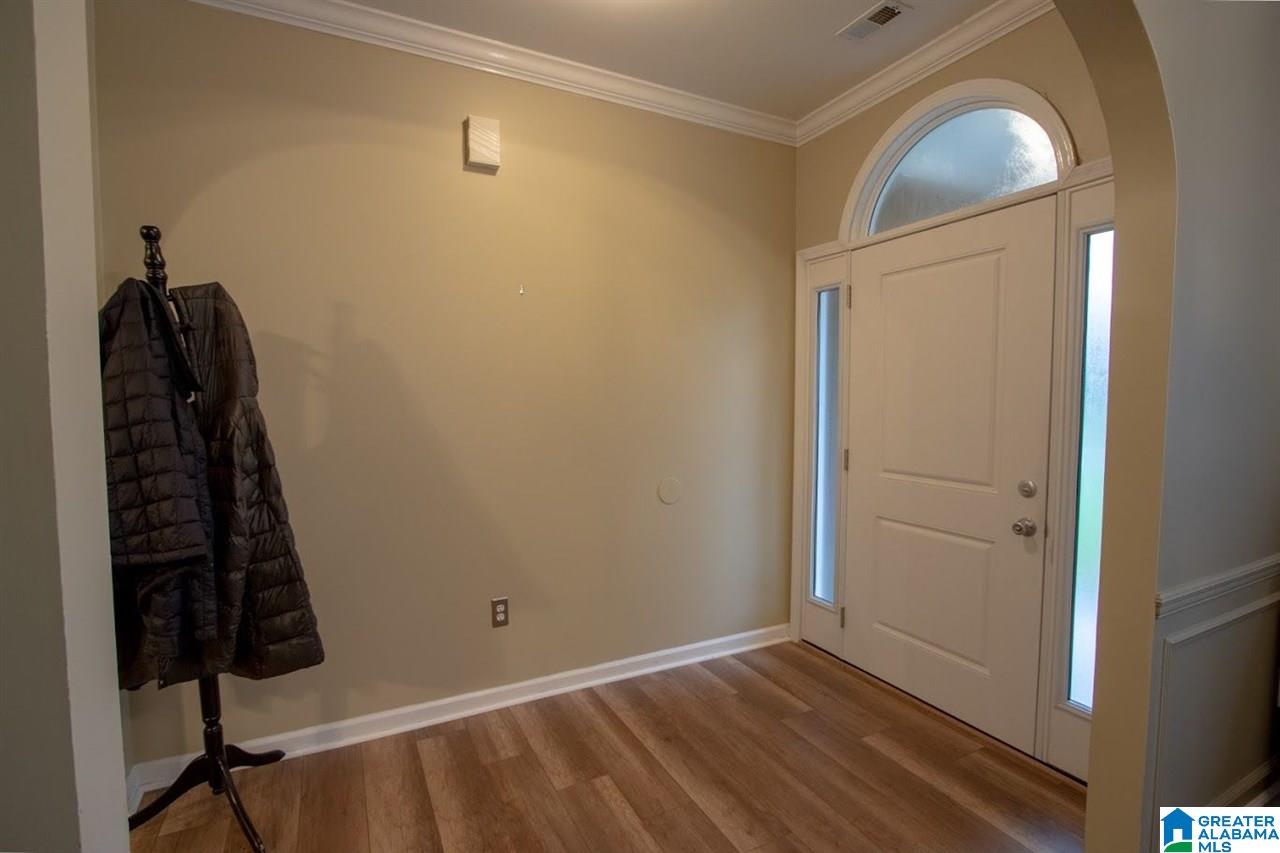104 Spring Place Alabaster, AL 35007 - Photo 2 of 32