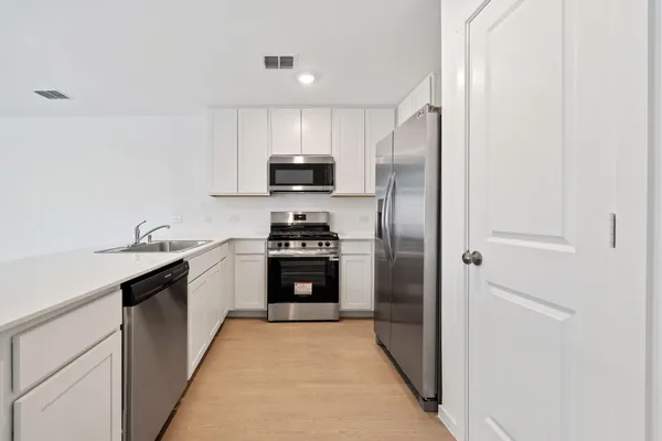 $1,800 | 3912 Pontchartrain Parkway, Sherman, TX 75090