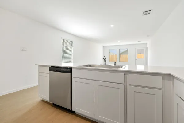 $1,800 | 3912 Pontchartrain Parkway, Sherman, TX 75090