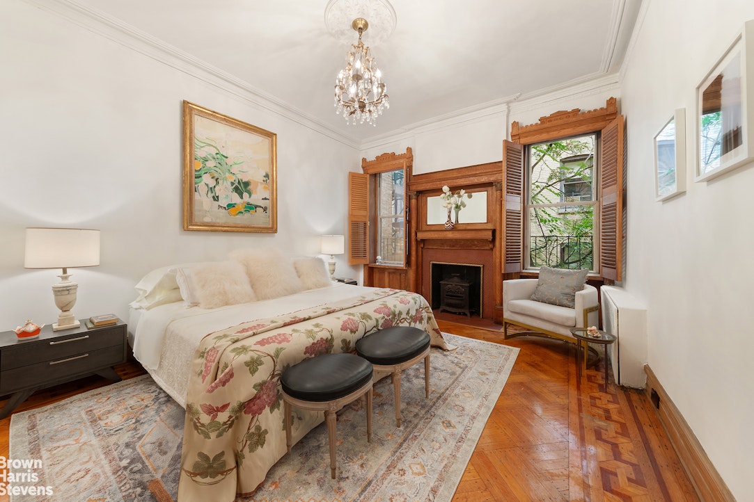 55 East 76th Street, Unit 9 Manhattan, NY 10021 - Photo 4 of 9