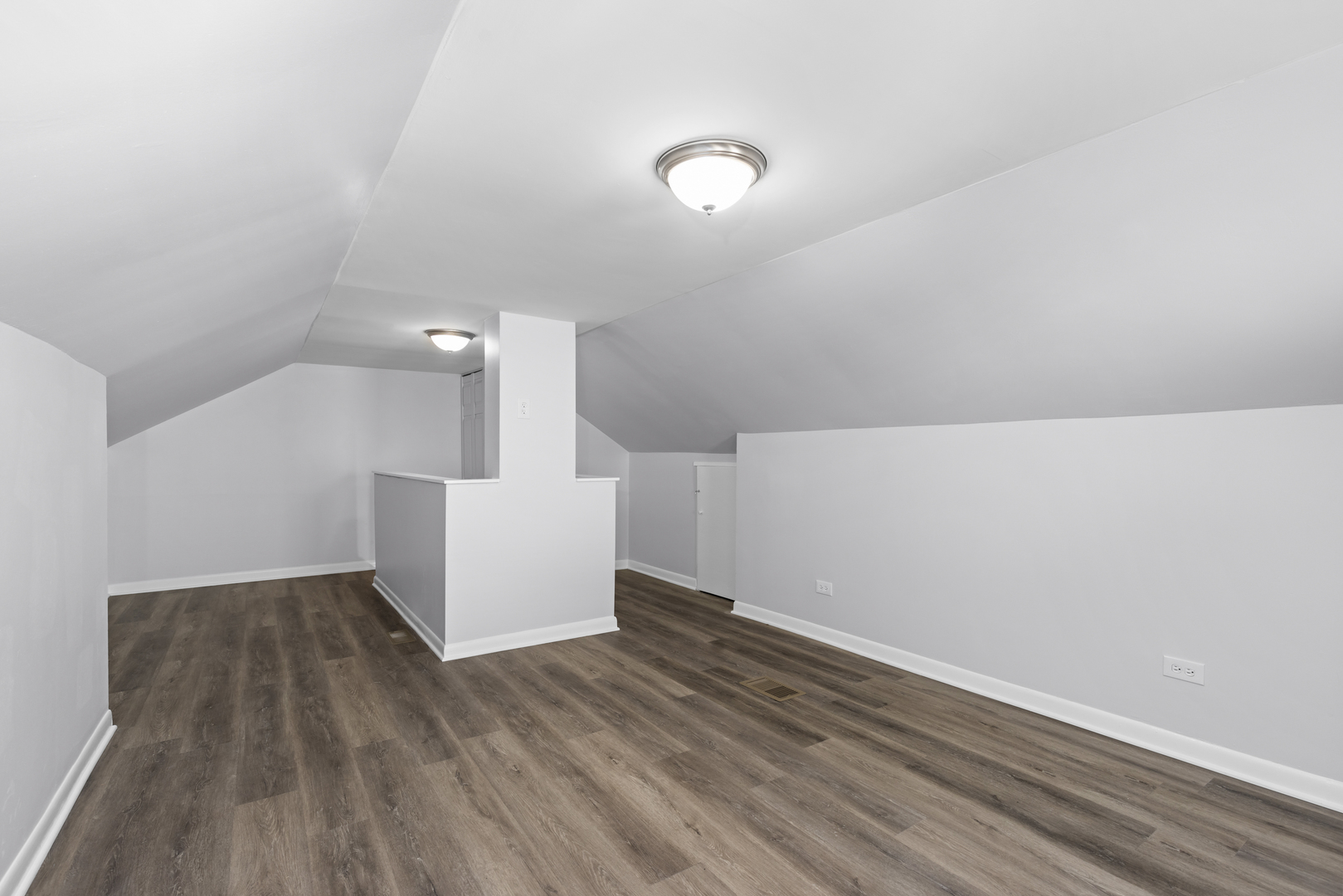 1830 White Street, Unit 1 Des Plaines, IL 60018 - Photo 12 of 20