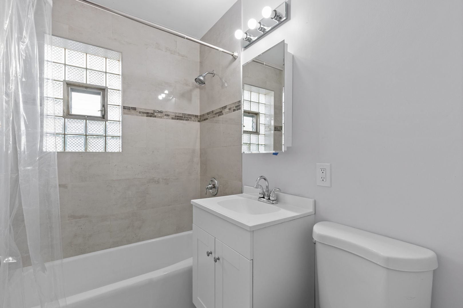 1830 White Street, Unit 1 Des Plaines, IL 60018 - Photo 9 of 20