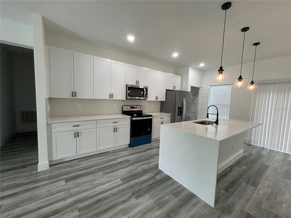 14445 Southwest 42nd Terrace Road Ocala, FL 34473 - Photo 3 of 15 Gallery Image 3