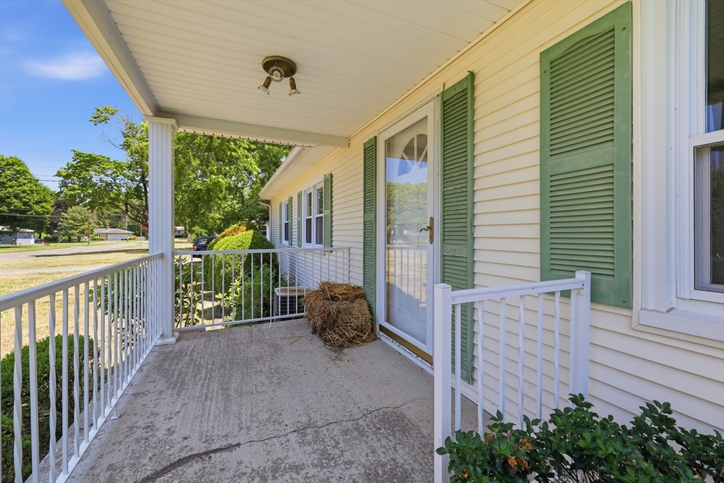 199 Birch Road Longmeadow, MA 01106 - Photo 2 of 37