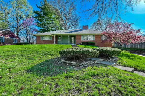 $465,000 | 7135 Huntington Road, Indianapolis, IN 46240