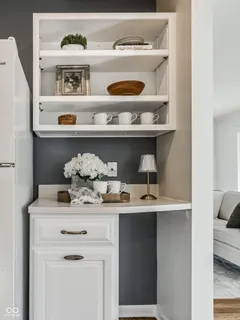 $465,000 | 7135 Huntington Road, Indianapolis, IN 46240