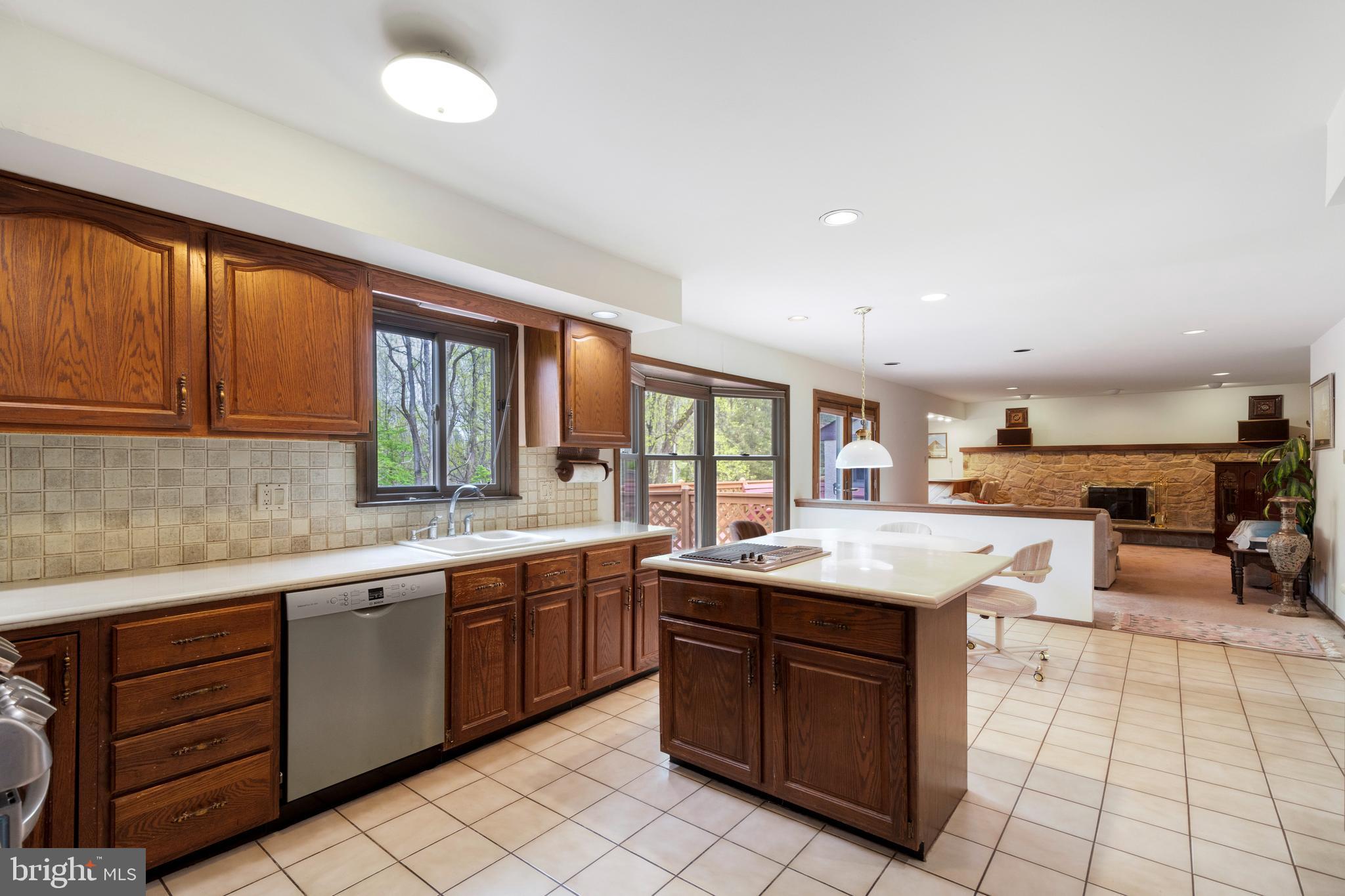 1832 Melmar Road Huntingdon Valley, PA 19006 - Photo 11 of 48