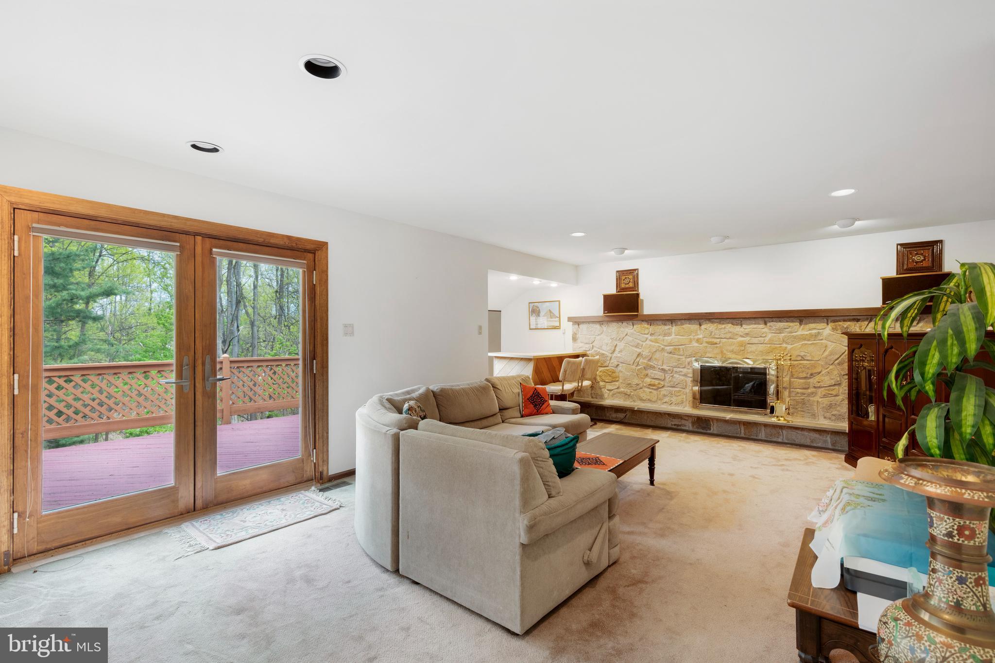 1832 Melmar Road Huntingdon Valley, PA 19006 - Photo 16 of 48