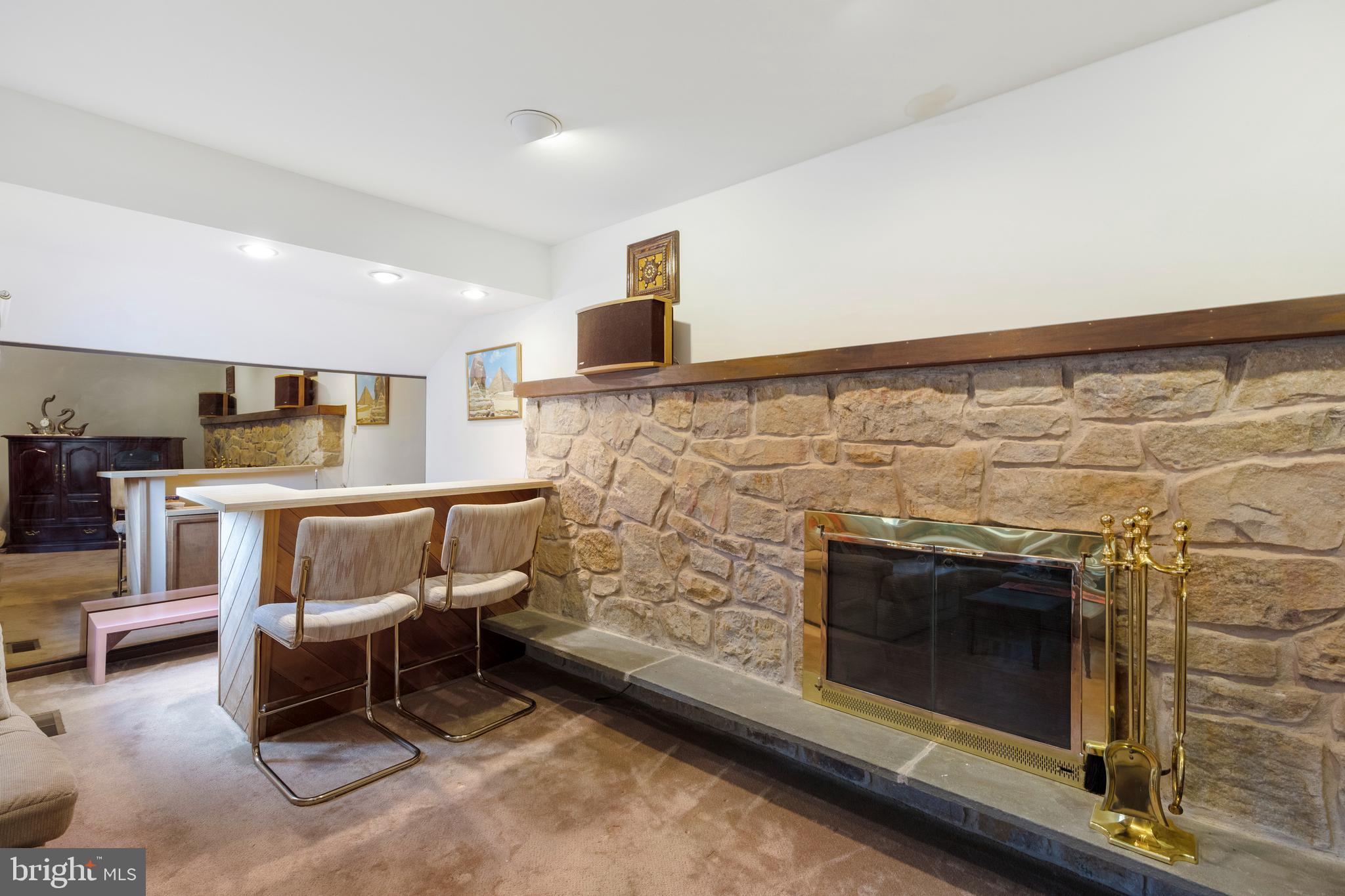 1832 Melmar Road Huntingdon Valley, PA 19006 - Photo 17 of 48