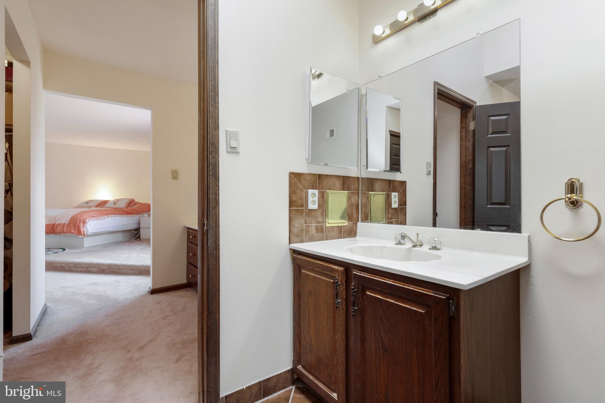 1832 Melmar Road Huntingdon Valley, PA 19006 - Photo 26 of 48