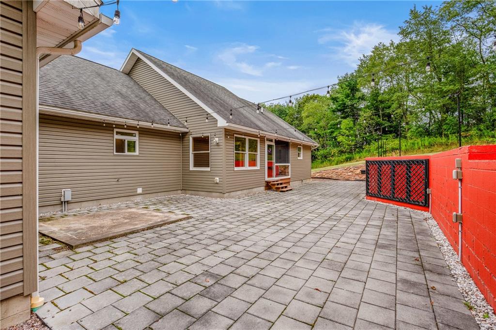 151 Old Rte 219 Salisbury, PA 15558 - Photo 42 of 45 a front view of house with yard