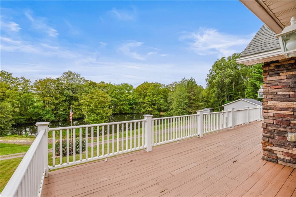 151 Old Rte 219 Salisbury, PA 15558 - Photo 5 of 45 a view of balcony with wooden floor and fence