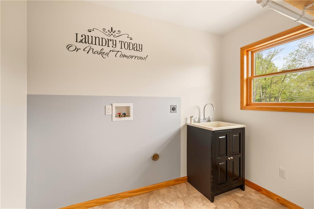 151 Old Rte 219 Salisbury, PA 15558 - Photo 10 of 45 a view of kitchen with windows
