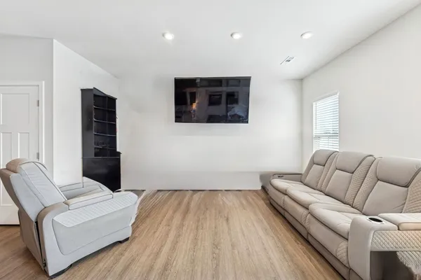 $284,500 | 1807 Goldsberry Drive, Columbia, TN 38401