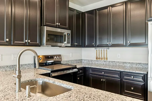 $284,500 | 1807 Goldsberry Drive, Columbia, TN 38401