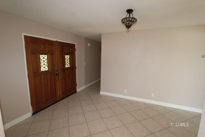 129 South Sunland Street Ridgecrest, CA 93555 - Photo 6 of 39 Gallery Image 6