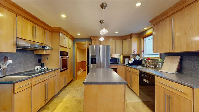 $489,000 | 125 Revere Avenue, West Warwick, RI 02893