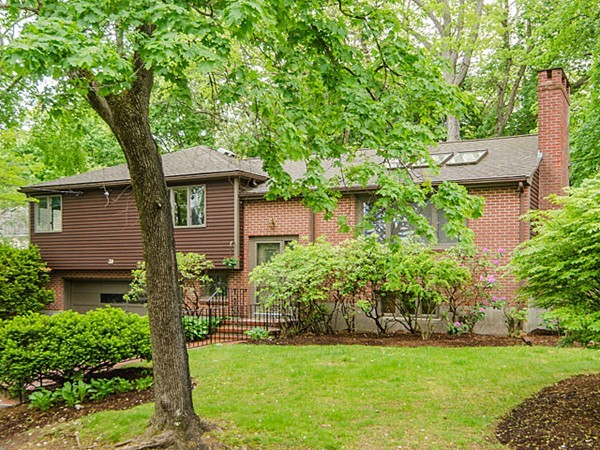 39 Longwell Road Newton, MA 02462 - Photo 1 of 18