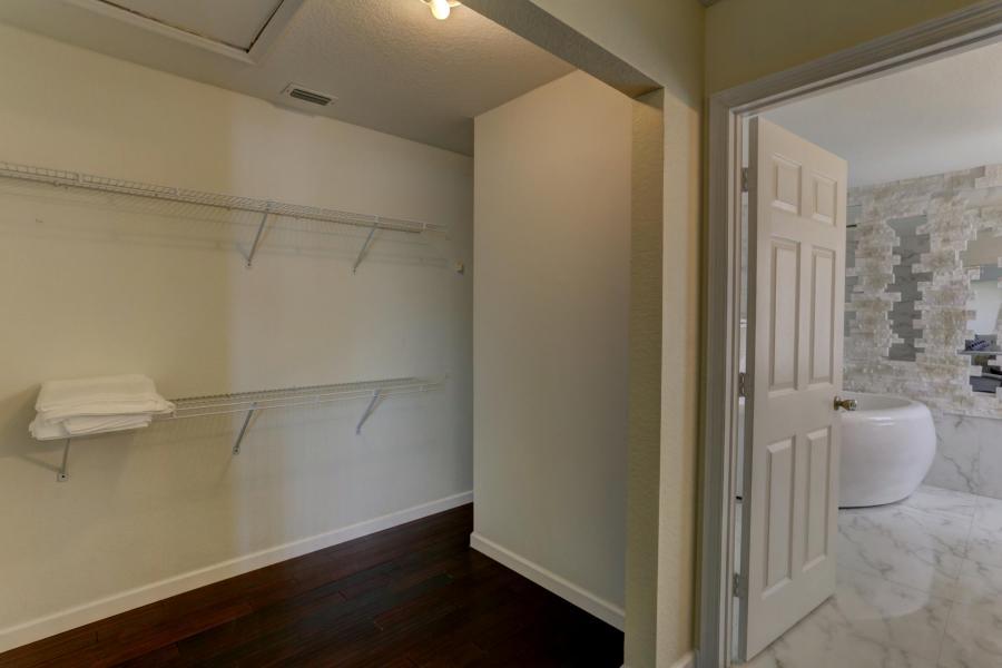 20905 Avenel Run Boca Raton, FL 33428 - Photo 28 of 34 Master Closet