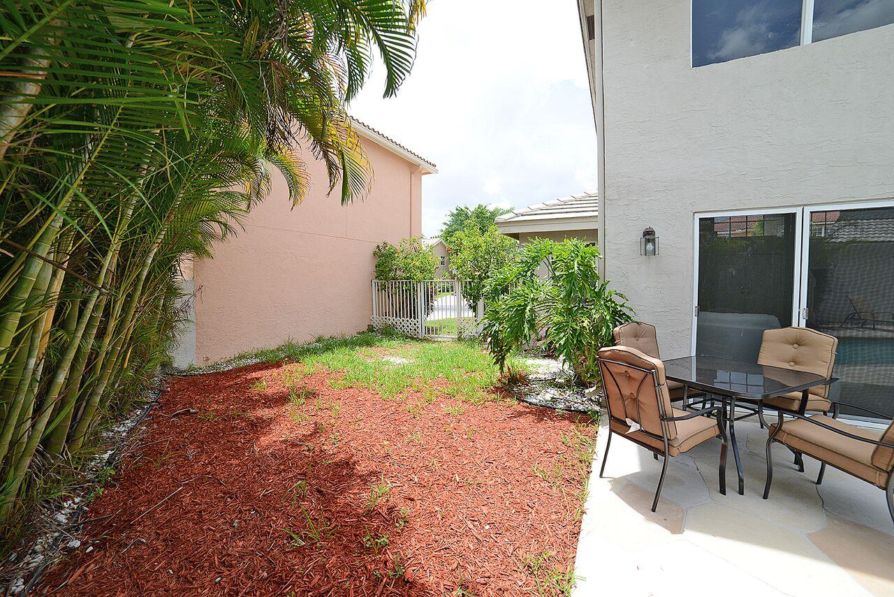20905 Avenel Run Boca Raton, FL 33428 - Photo 33 of 34 32