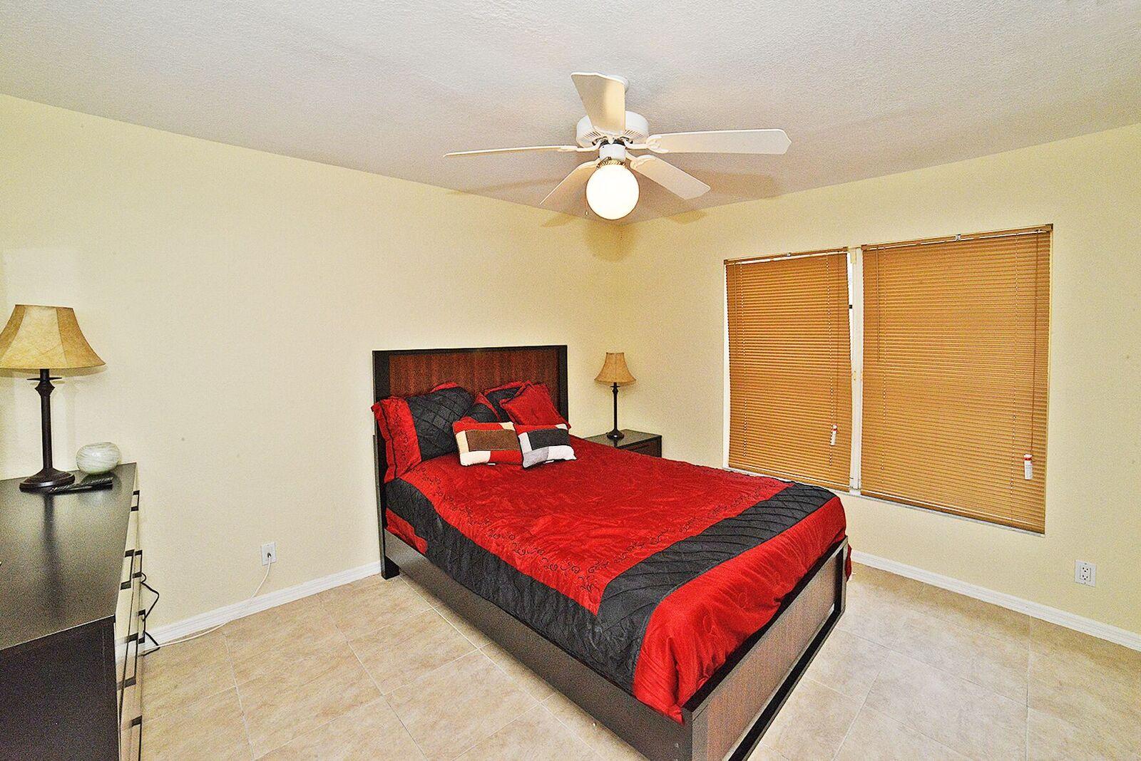 20905 Avenel Run Boca Raton, FL 33428 - Photo 8 of 34 8