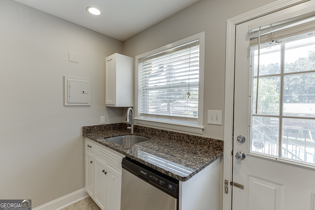 4282 Roswell Road, Unit D2 Atlanta, GA 30342 - Photo 19 of 42