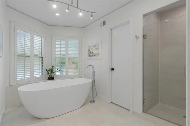 $1,100,000 | 6606 Regalbluff Drive, Dallas, TX 75248