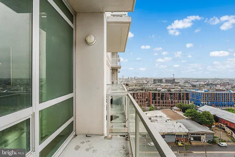 $380,000 | 901 North Penn Street, Unit F1609, Philadelphia, PA 19123