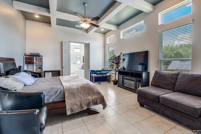 $949,990 | 8207 Garden Arbor, San Antonio, TX 78266