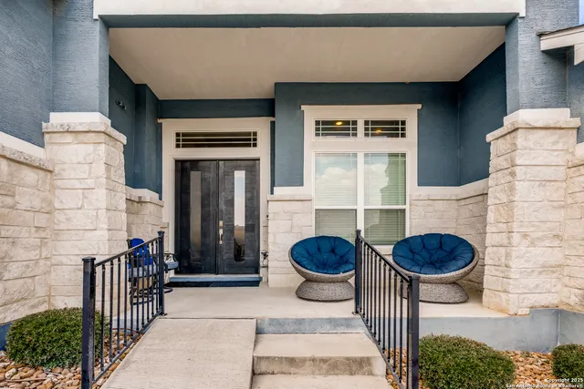 $949,990 | 8207 Garden Arbor, San Antonio, TX 78266