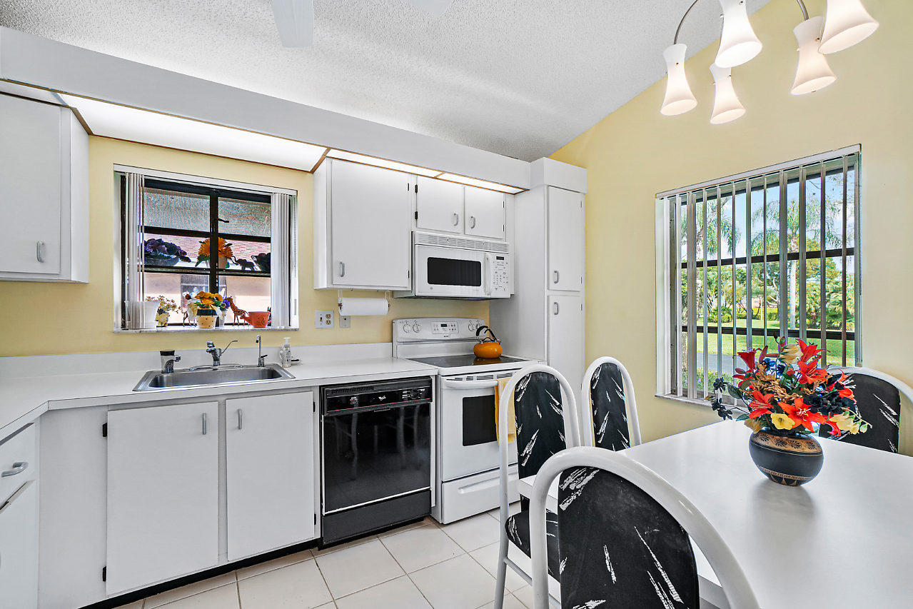8144 Sweetbriar Way Boca Raton, FL 33496 - Photo 3 of 22 004-8144SweetbriarWay-BocaRaton-FL-small